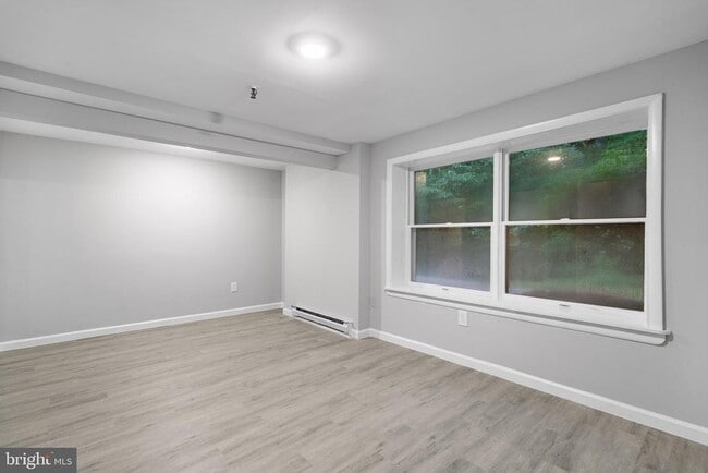 Building Photo - 7795 Penn Manor Ct