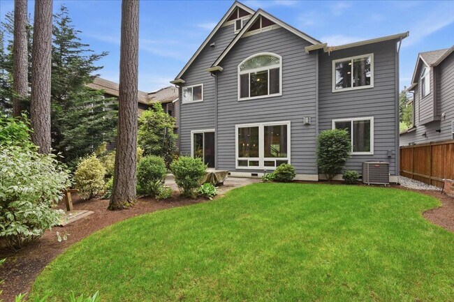 Building Photo - 4bd/4.5ba Sammamish Home