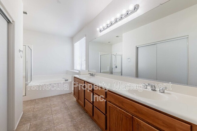 Building Photo - 28782 Vela Dr