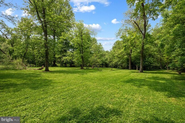 Building Photo - 3116 Wynford Dr