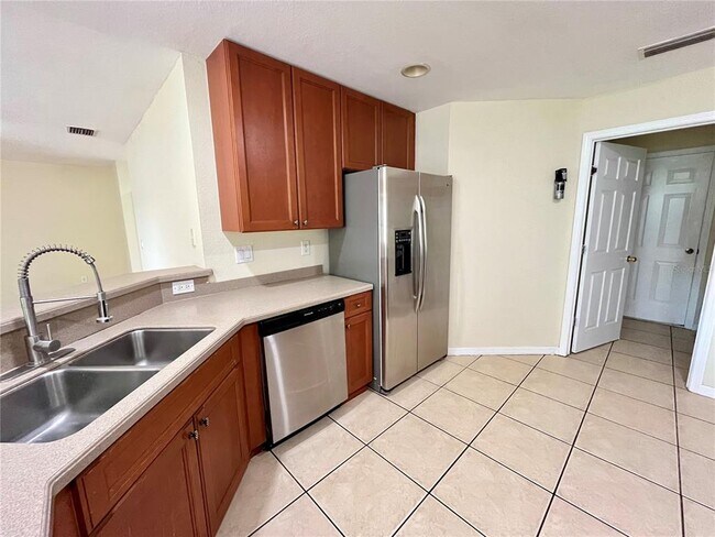 Building Photo - 11534 Bay Gardens Loop