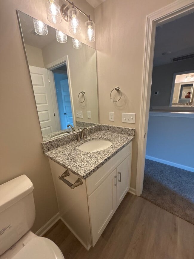 Building Photo - BRAND NEW 4 Bed 3.5 Bath Townhome Near The...
