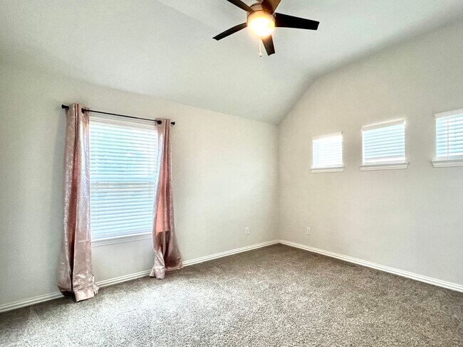 Building Photo - 23231 Twilight Oaks Ct