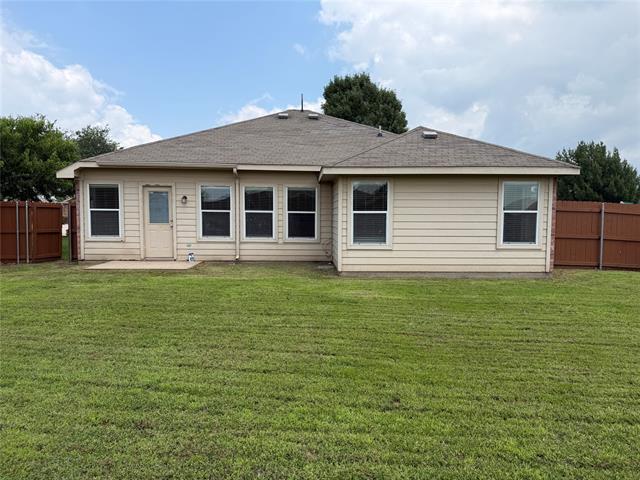 Building Photo - 301 Meadow Lark Ln