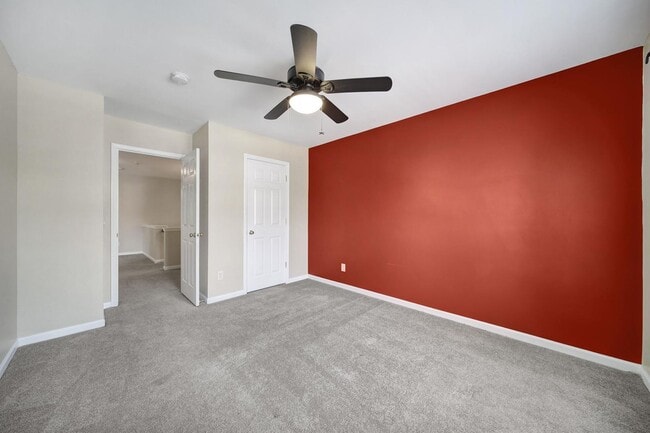 Building Photo - Lovely 3 Bed 2.5 Bath Townhome in Matthews