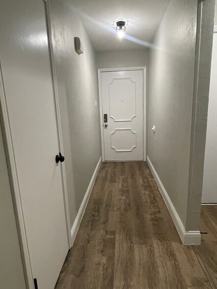 Main Entrance - 4609 Cripple Creek Rd