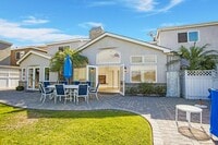 Building Photo - 218 Highland St