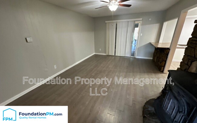 Building Photo - 3714 Socorro CoveQ1