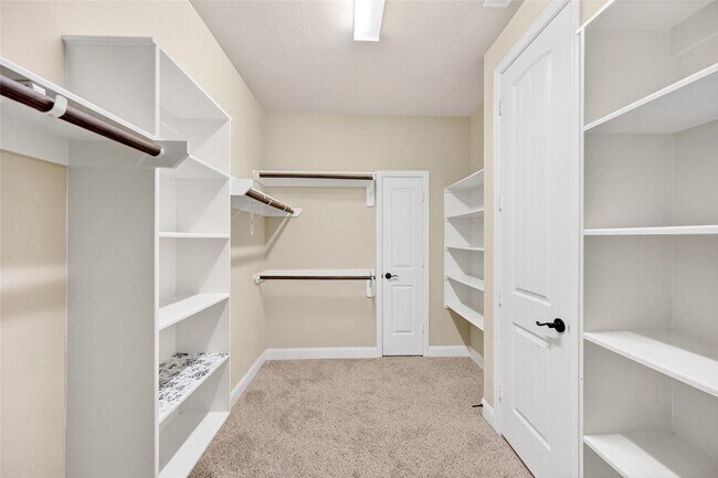 Building Photo - 19830 Hamlet Shadow Ln