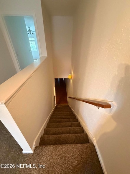 Building Photo - 1915 Lago Del Sur Drive