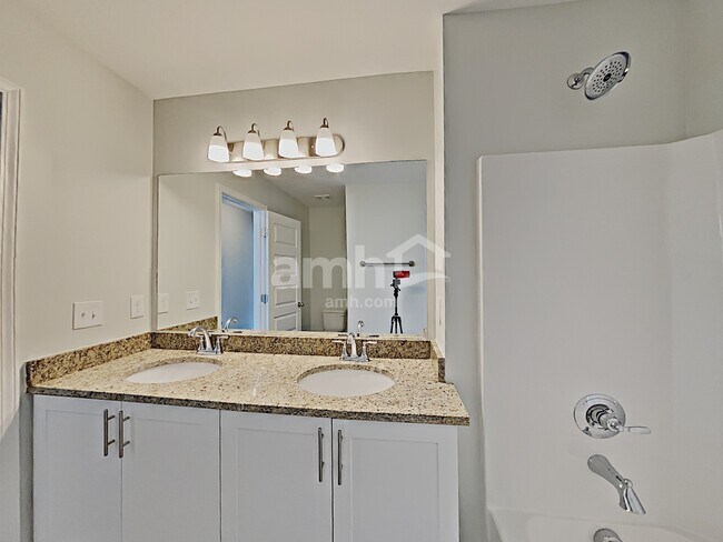 Building Photo - 5317 Tupelo St