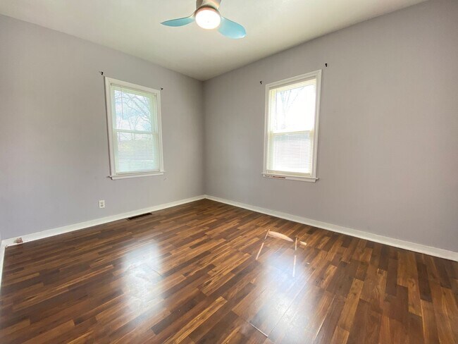 Building Photo - 3 Bedroom Home in Hammond