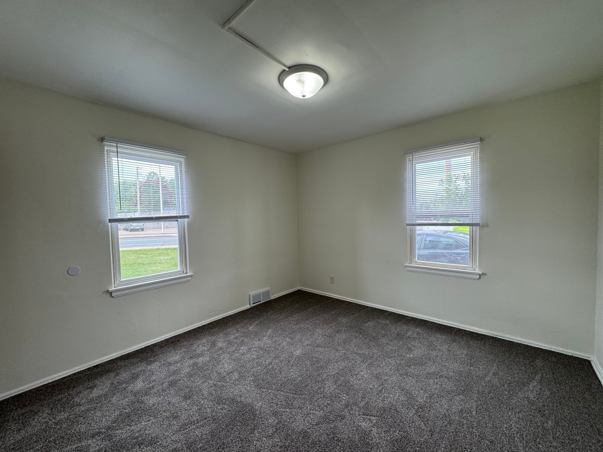 Building Photo - 1710 Goff Ave