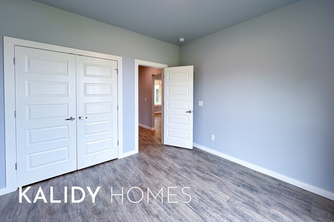 Building Photo - 17857 Salem Rd