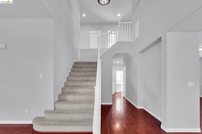 Building Photo - 3582 Mallard Way