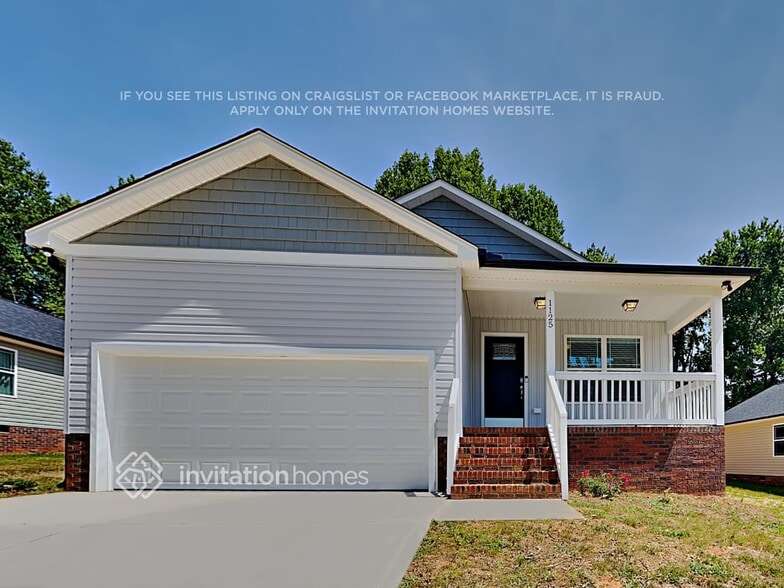 Primary Photo - 1125 Roberts St