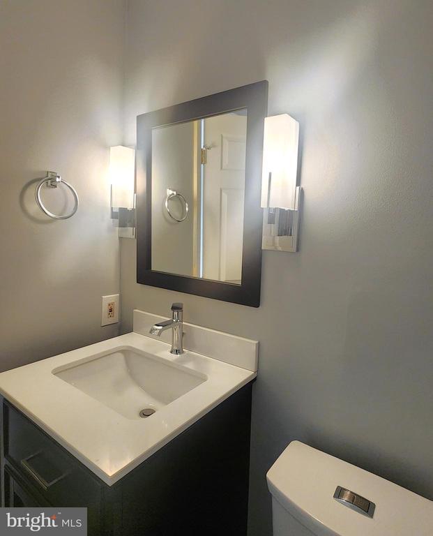 Building Photo - 5419 Sargent Rd