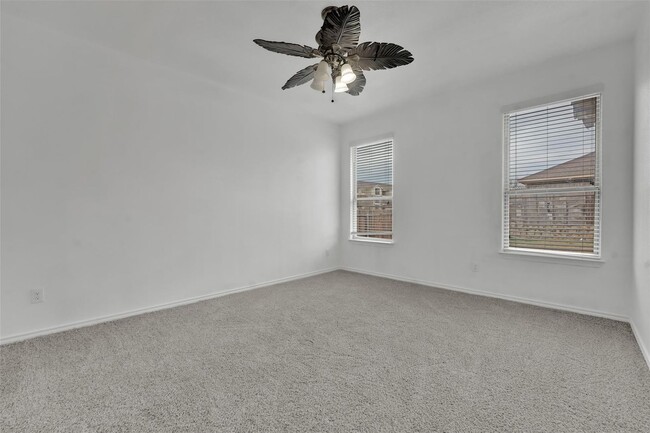Building Photo - MOVE-IN SPECIAL! Enjoy $500 OFF your first full month’s rent when you move in on or before August...