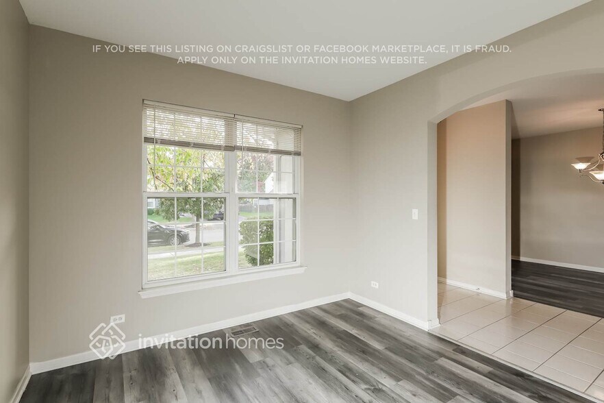 Building Photo - 3010 Shetland Ln