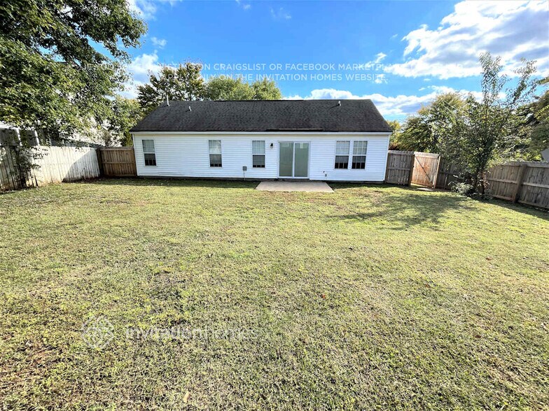 Building Photo - 9801 Coriander Ct