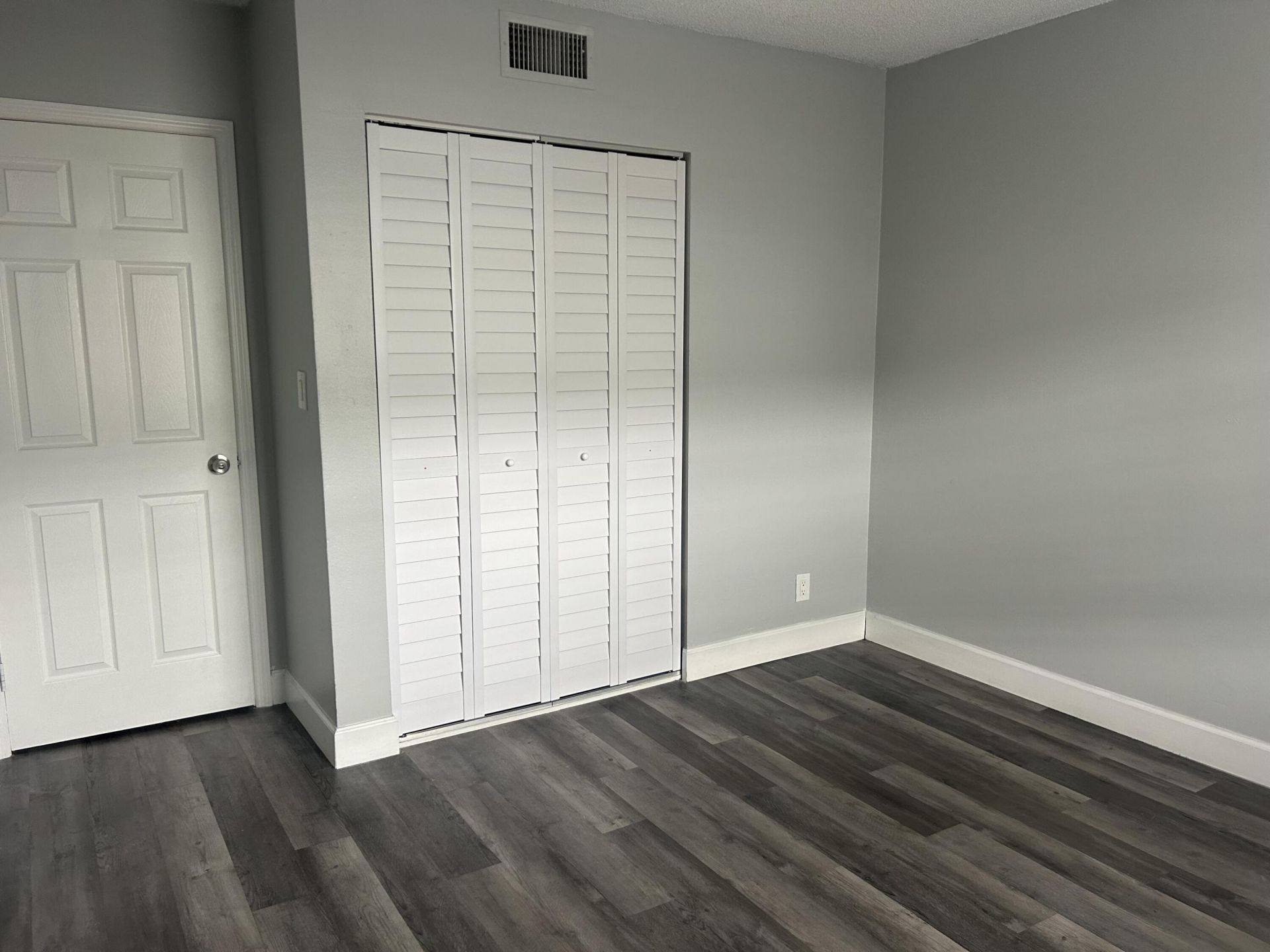 Building Photo - 3232 NW 84th Ave