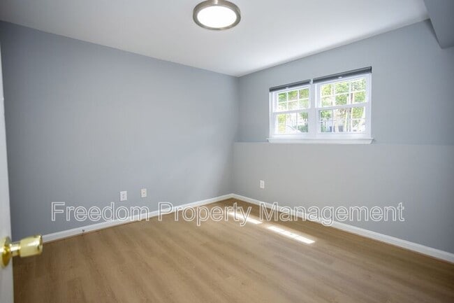 Building Photo - 17286 Wexford Loop