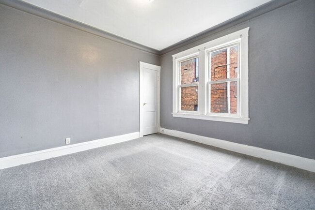 Building Photo - 3691 E 116th St