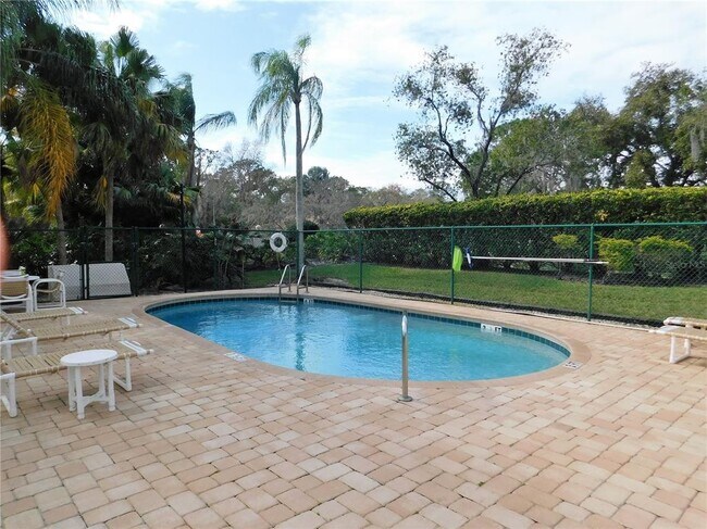 Building Photo - 5107 Pinnacle Dr