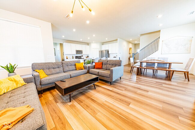 Building Photo - 6786 Sable Point Dr