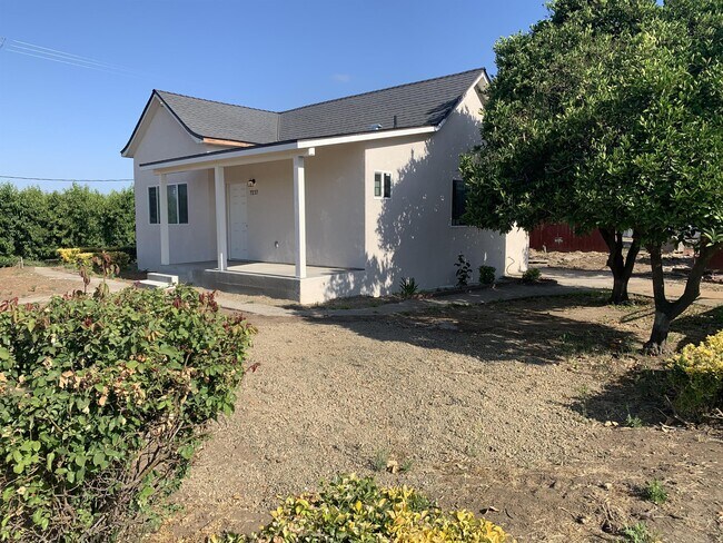 Building Photo - 7237 Yosemite Blvd