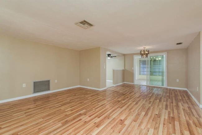 Building Photo - 3511 Calera Dr