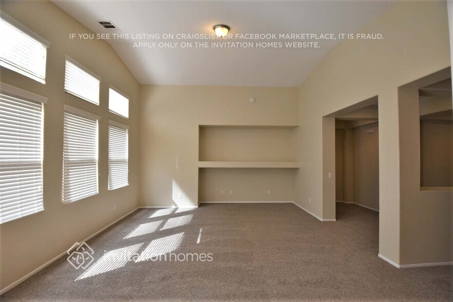 Building Photo - 42213 Marbella St