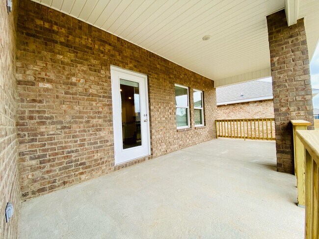 Building Photo - 31710 Memphis Lp