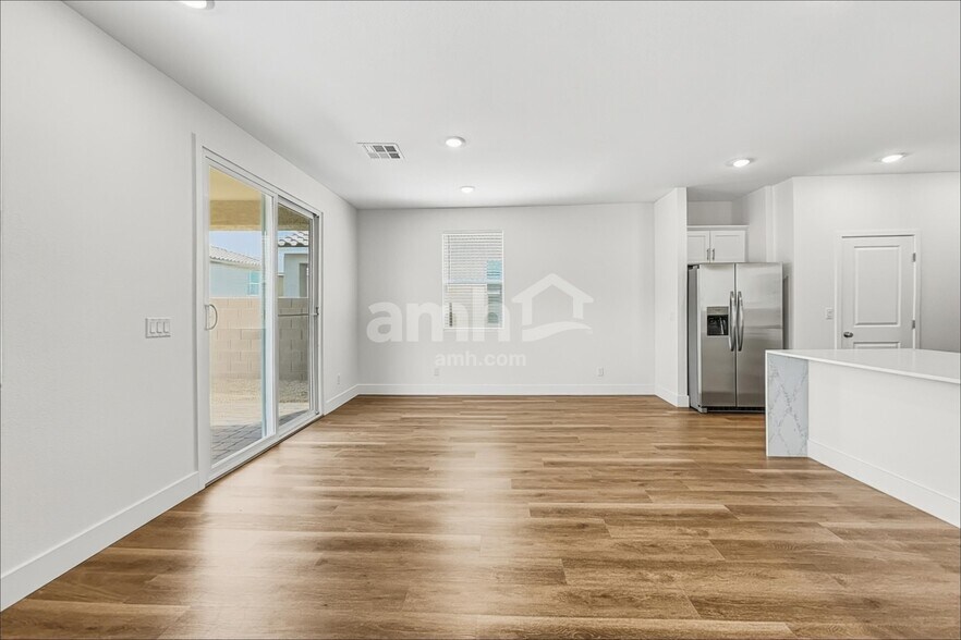Building Photo - 9173 S Conquistador St