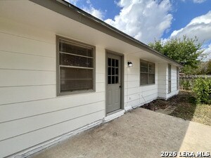 Building Photo - 8211 Creekline Dr