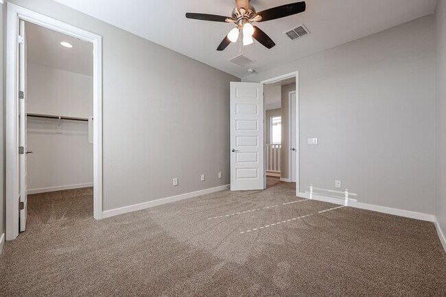 Building Photo - MOVE IN SPECIALS!! Recently Built Home in ...
