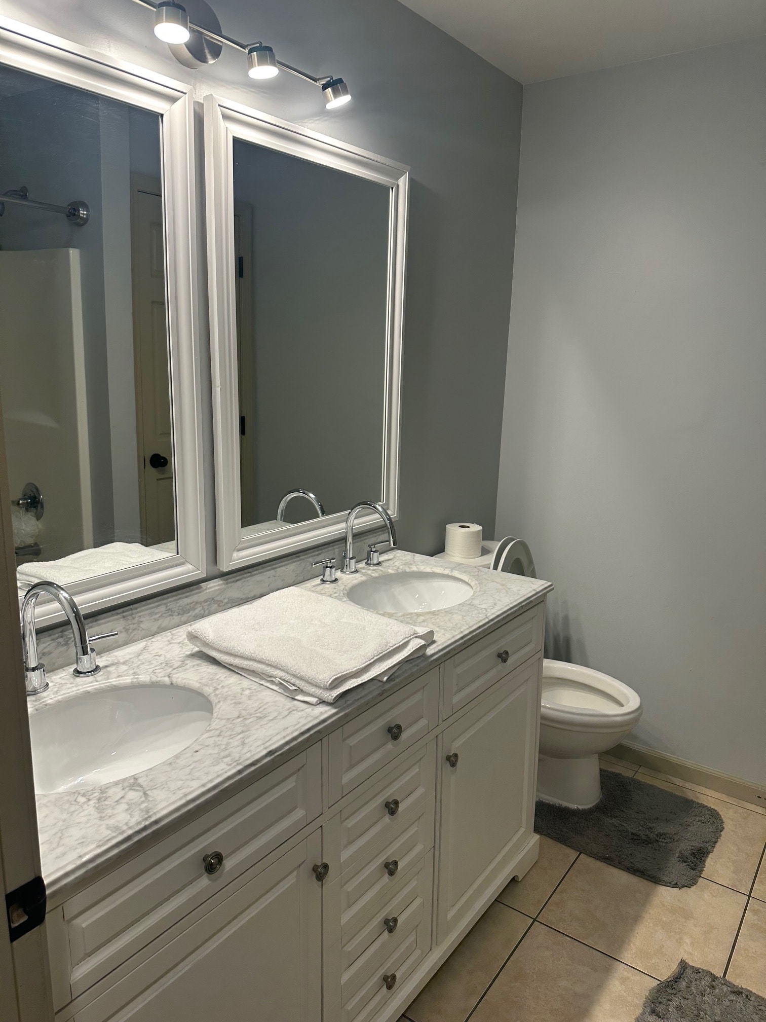 Building Photo - 2140 Old Highway 50