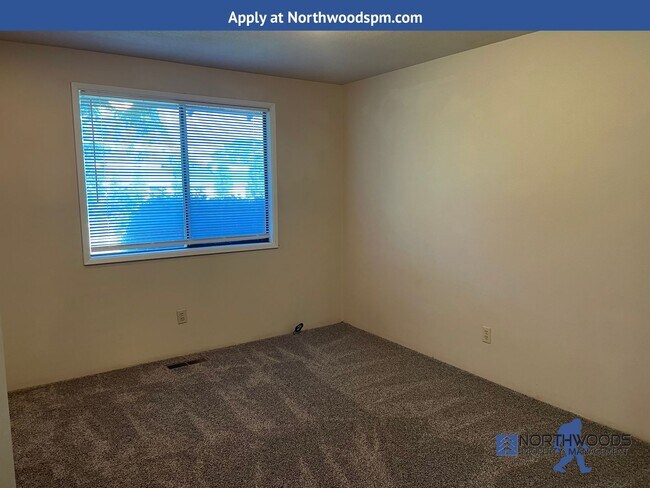 Building Photo - ***MOVE IN SPECIAL $600 off First Month's ...
