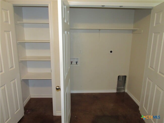 Building Photo - 2906 Starlight Dr