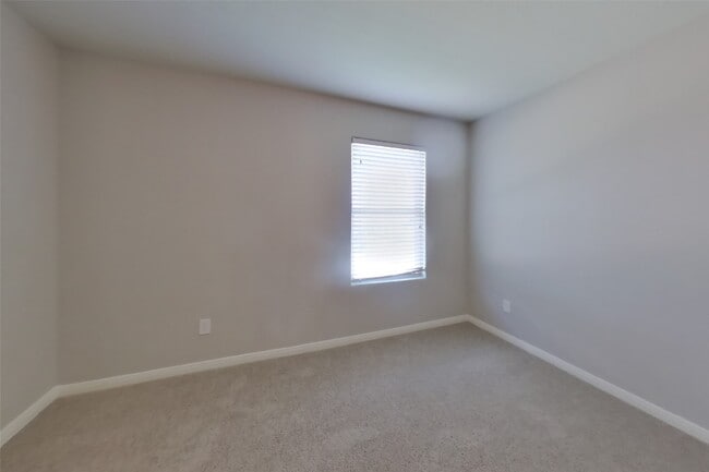 Building Photo - 930 Salado Slough Ln