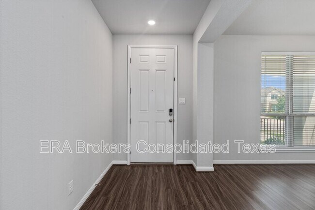 Building Photo - 17300 Antioch Ave