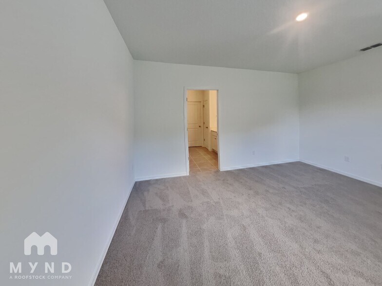 Building Photo - 6963 Shelby Lynn Way