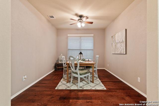 Building Photo - 8415 Spicewood Bend