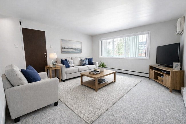 Building Photo - 17812 Oak Park Ave