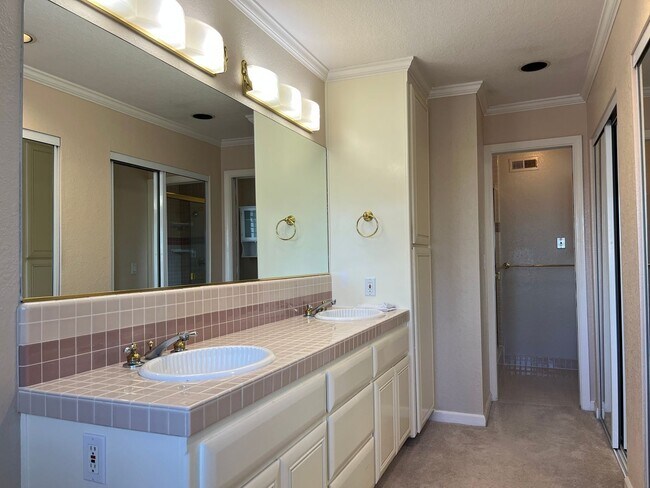 Building Photo - Coming Soon! Beautiful Gated Community in Rinconada Hills!  Elegant Home with Hilltop Views, Priv...