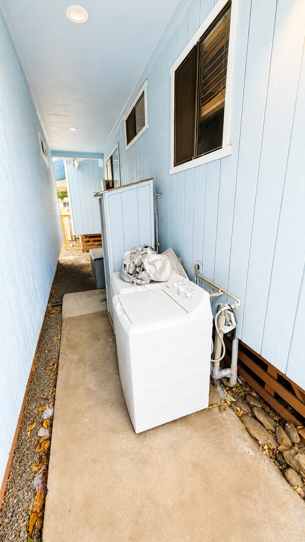 Building Photo - Great Kihei Location, close to Kalama And Cove Park, Surf, Beach