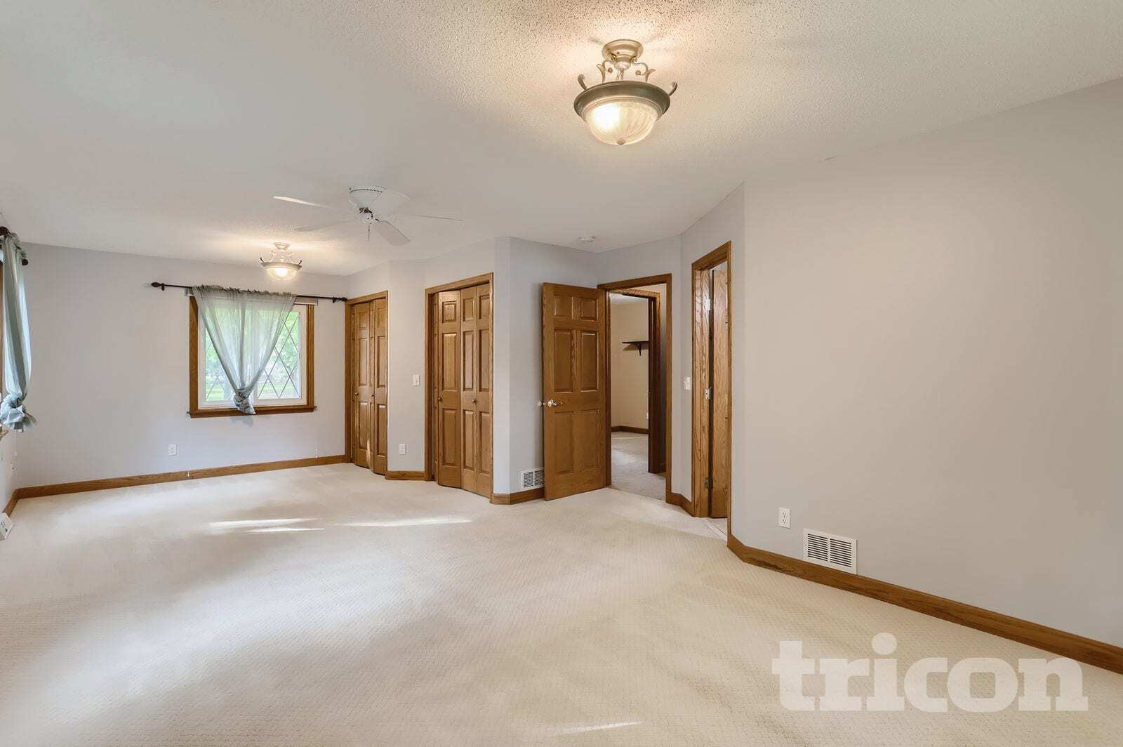 Building Photo - 17230 14th Ave N