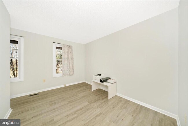 Building Photo - 3105 Glissade Ct