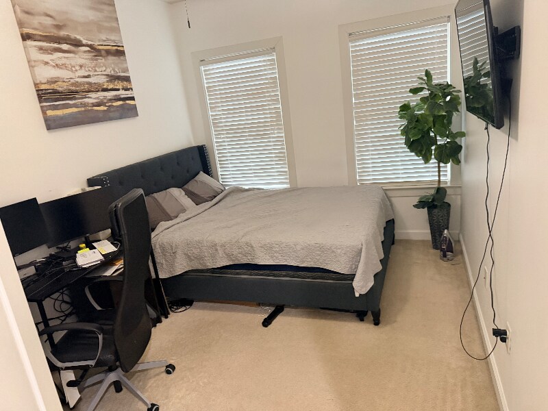 Building Photo - 7413 Matapan Dr