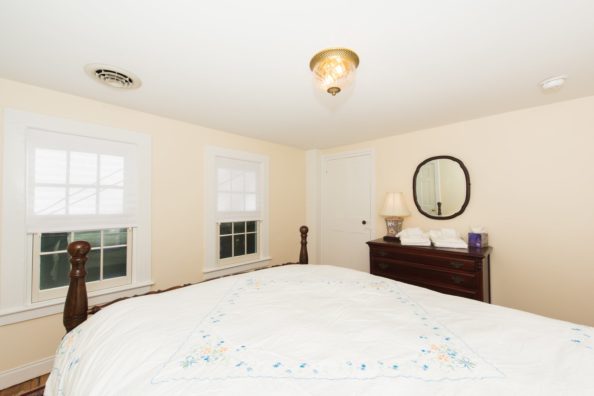 Building Photo - 69 Dennett St